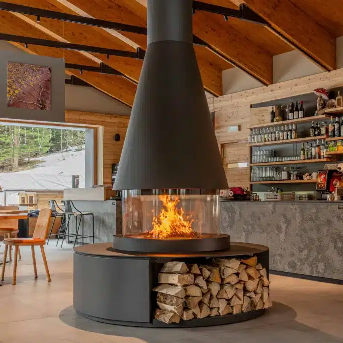 Dundee Panoramic Fireplace Gas, Bio-Ethanol or Wood Burning - Image 3