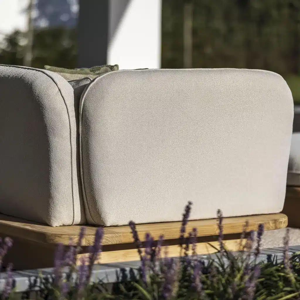 Rimini teak outdoor sofa with sand-coloured cushions