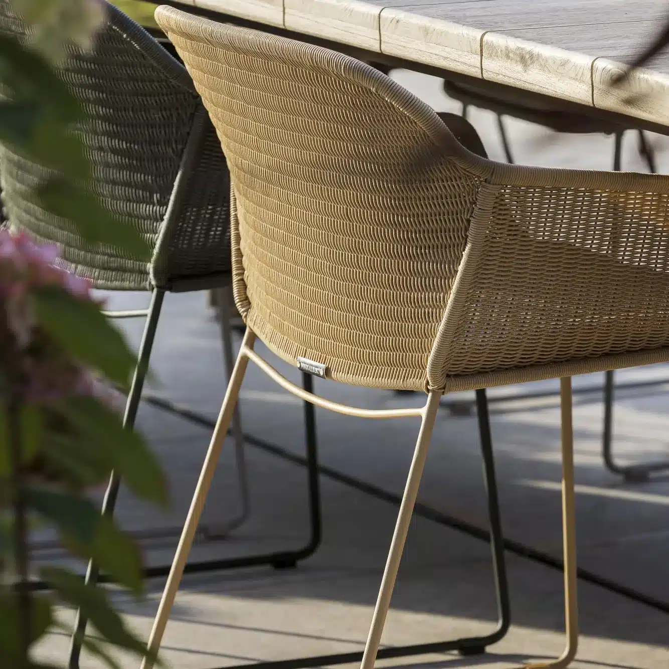 Max & Luuk Tarazona fibre seat and steel frame detail