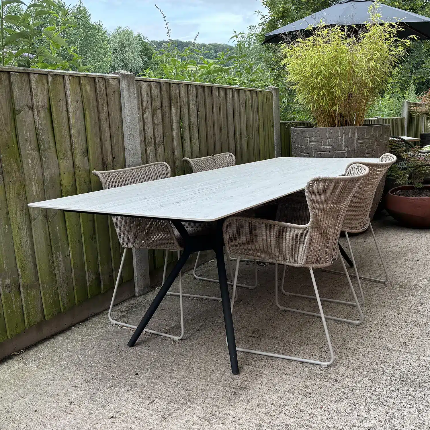 Julia Table, EX-DISPLAY