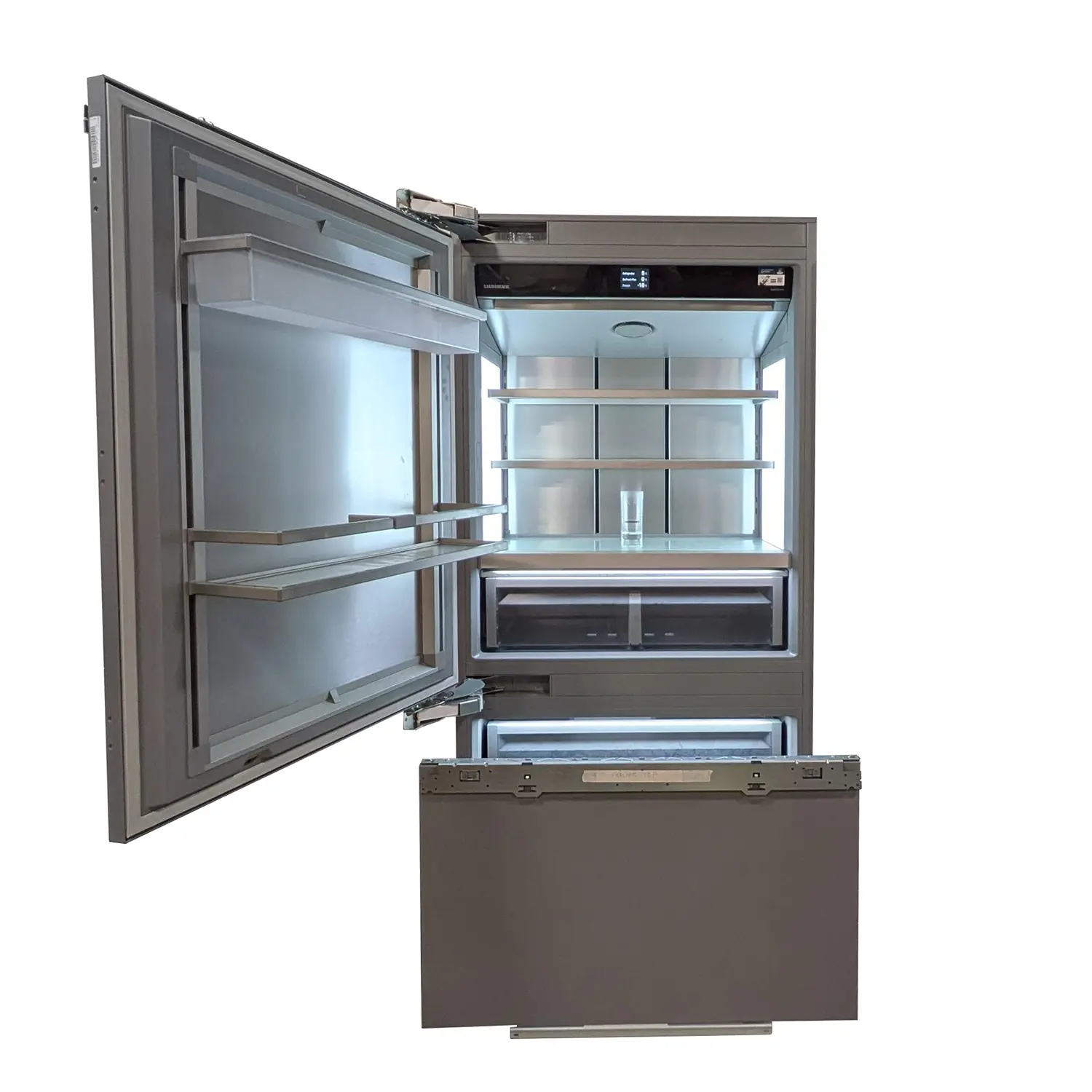 LIEBHERR MONOLITH – ECBN 9671 617, 91.4cm Fully Intergrated Fridge Freezer with IceMaker & Infinity Spring UNUSED EX-DISPLAY OFFER